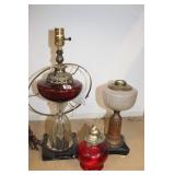 TABLE LAMP & (2) OIL LAMPS TABLE LAMP & (2) OIL LAMPS