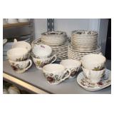 (58) PC SET MYOTTS "BOUQUET" CHINA (58) PC SET MYOTTS "BOUQUET" CHINA