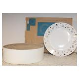 SET OF (4) PAMPERED CHEF DESSERT PLATES SET OF (4) PAMPERED CHEF DESSERT PLATES