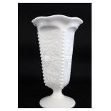 WESTMORELAND PANELED/BEADED GRAPES VASE WESTMORELAND PANELED/BEADED GRAPES VASE
