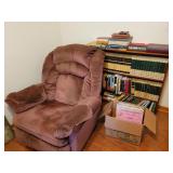 CONTENTS OF 1ST BEDROOM: 2 BOOKCASES, BOOKS,