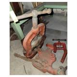 PIPE CUTTER AND THREADER