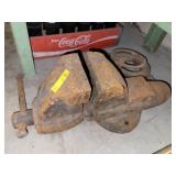 LARGE BENCH VISE