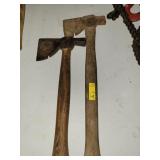 2 HATCHETS