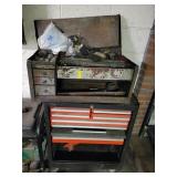 TOOL BOX BASE AND TOOL BOX