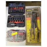 RIVOT GUN, DRIVER SET AND BIT SET