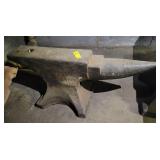 100 LB. PETER WRIGHT ANVIL - WEIGHT IS ESTIMATED
