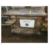 ROMAN EAGLE CAST IRON COOKSTOVE