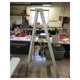 6 FT ALUMINUM STEP LADDER
