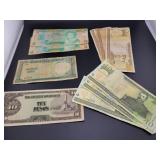(10) FOREIGN CURRENCY NOTES: DOMINICAN REPUBLIC,