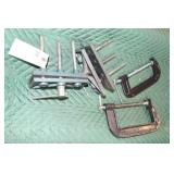 (2) C-CLAMPS AND (2) BENCH VISES (2) C-CLAMPS AND (2) BENCH VISES