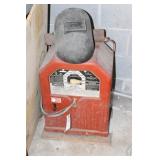 LINCOLN ELECTRIC WELDER AC-225-5 LINCOLN ELECTRIC WELDER AC-225-5