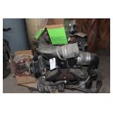 4.3L BOAT MOTOR - CONDITION UNKNOWN 4.3L BOAT MOTOR - CONDITION UNKNOWN