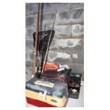 COMMODOR TACKLE BOX W/CONTENTS, FISHING COMMODOR TACKLE BOX W/CONTENTS, FISHING