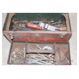 RED TOOL BOX W/TOOLS RED TOOL BOX W/TOOLS