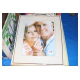 LENNOX PICTURE FRAME AND 2 METAL FRAMES LENNOX PICTURE FRAME AND 2 METAL FRAMES