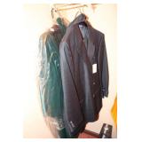 STAFFORD SUITS - SIZE: 46REG STAFFORD SUITS - SIZE: 46REG