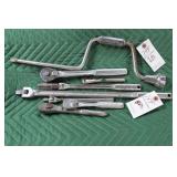 8 RATCHET AND PULL BARS 8 RATCHET AND PULL BARS