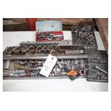 100+ SOCKETS - 1/4 TO 3/4 100+ SOCKETS - 1/4 TO 3/4