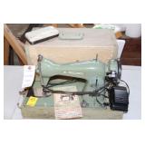 BRADFORD PORTABLE SEWING MACHINE BRADFORD PORTABLE SEWING MACHINE