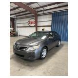 2010 Toyota CAMRY LE