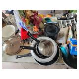 KITCHENWARE: FLATWARE, GLASSES, CANISTER