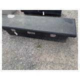 FULL SIZE TRUCK TOOL BOX NO KEY FULL SIZE TRUCK TOOL BOX NO KEY