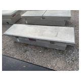 FULL SIZE TRUCK TOOL BOX NO KEY FULL SIZE TRUCK TOOL BOX NO KEY