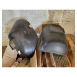 2 WELDING HELMETS AND AN ASSORTMENT OF 2 WELDING HELMETS AND AN ASSORTMENT OF