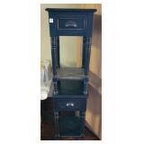 PAIR OF ONE DRAWER PAINTED NIGHTSTANDS PAIR OF ONE DRAWER PAINTED NIGHTSTANDS
