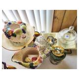 ASSORTED HOME D�COR CERAMICS AND GLASSWARE ASSORTED HOME D�COR CERAMICS AND GLASSWARE