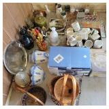 COFFEE CUPS, MEAT GRINDER, SALAD SET, BASKETS, COFFEE CUPS, MEAT GRINDER, SALAD SET, BASKETS,