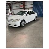 2010 Toyota CAMRY LE