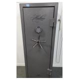 HOLLON 12 GUN SAFE WITH PISTOL HOLDERS