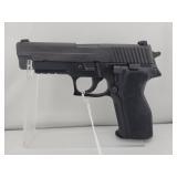 SIG SAUER P226 - 9 MM PARA SEMI AUTOMATIC PISTOL
