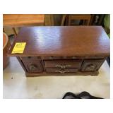 JEWELRY BOX AND JEWELRY