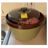 CROCK POT