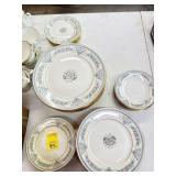 [40] LENOX FONTAINE PATTERN CHINA SET