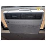 GE WINDOW AIR CONDITIONING UNIT