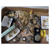 BOX WITH ASSORTED JEWELRY