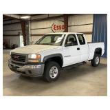 2004 GMC SIERRA 2500
