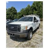 2010 FORD F-150 XL, VINYL. 4WD 182,545 MILES AUTO