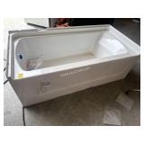 Tub insert [Has Damage]