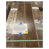 [637sft] Mena Creek Oak 7mm Lam Flooring