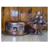 Cake Pan and Vase