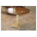 MCM HENREDON ACCENT TABLE