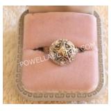 10 k GOLD RING IN CASE