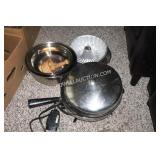 ELECTRIC SKILLET & STAINLESS BOWLS