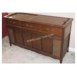 MAGNAVOX CONSOLE STEREO