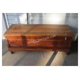CEDAR CHEST WITH INSERT TRAY